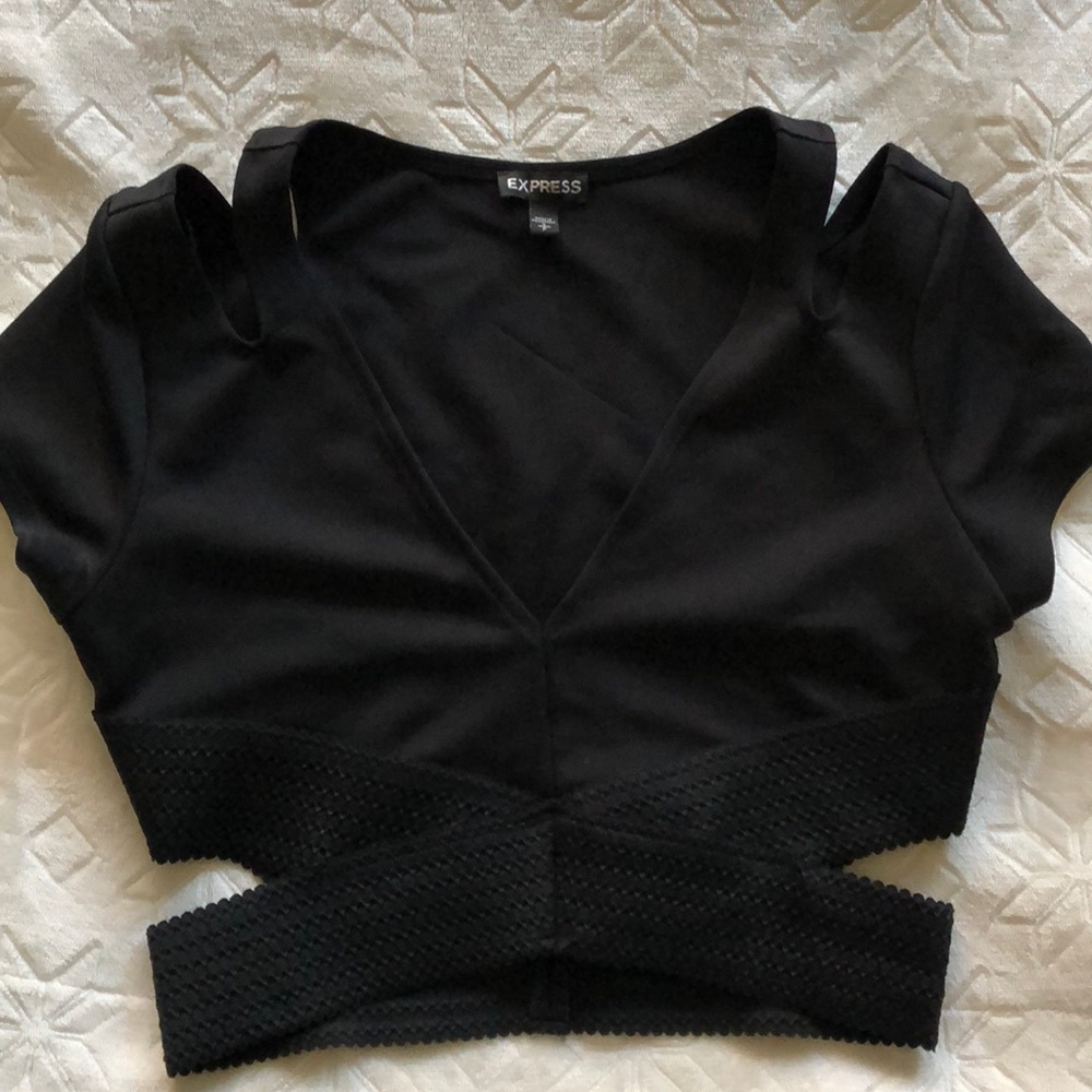 Express short sleeve crop top